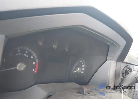 2015 Ford F-250 Xl z USA, uszkodzony, nr VIN 1FT7W2B67FED03699